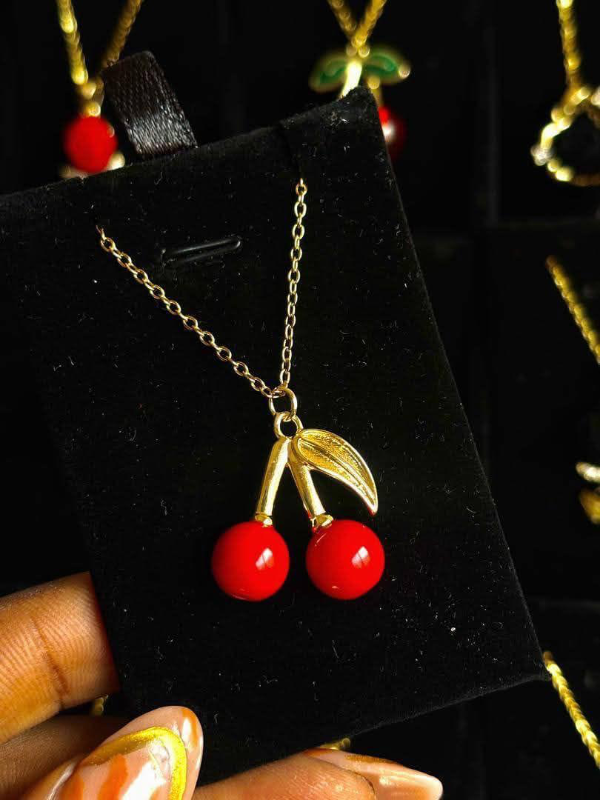 Cherry steel necklace 